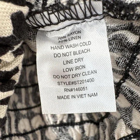 Monteau Cropped Smocked‎ Top Women's Large Black Balloon Sleeves White Motifs - Picture 4 of 6